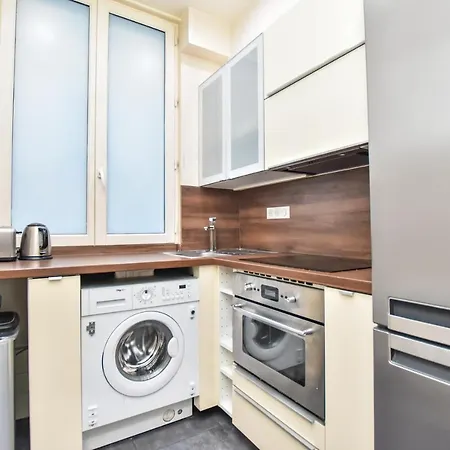 Cmg Reaumur 아파트