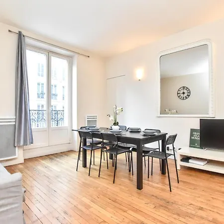 Cmg Reaumur Apartment